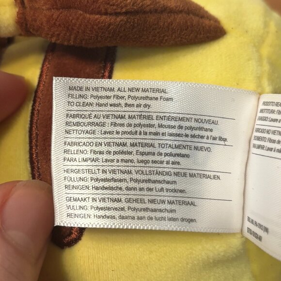 NWT Pokemon Nintendo 2025 Valentine's 8" Pikachu with Pokeball Heart - Picture 5 of 5